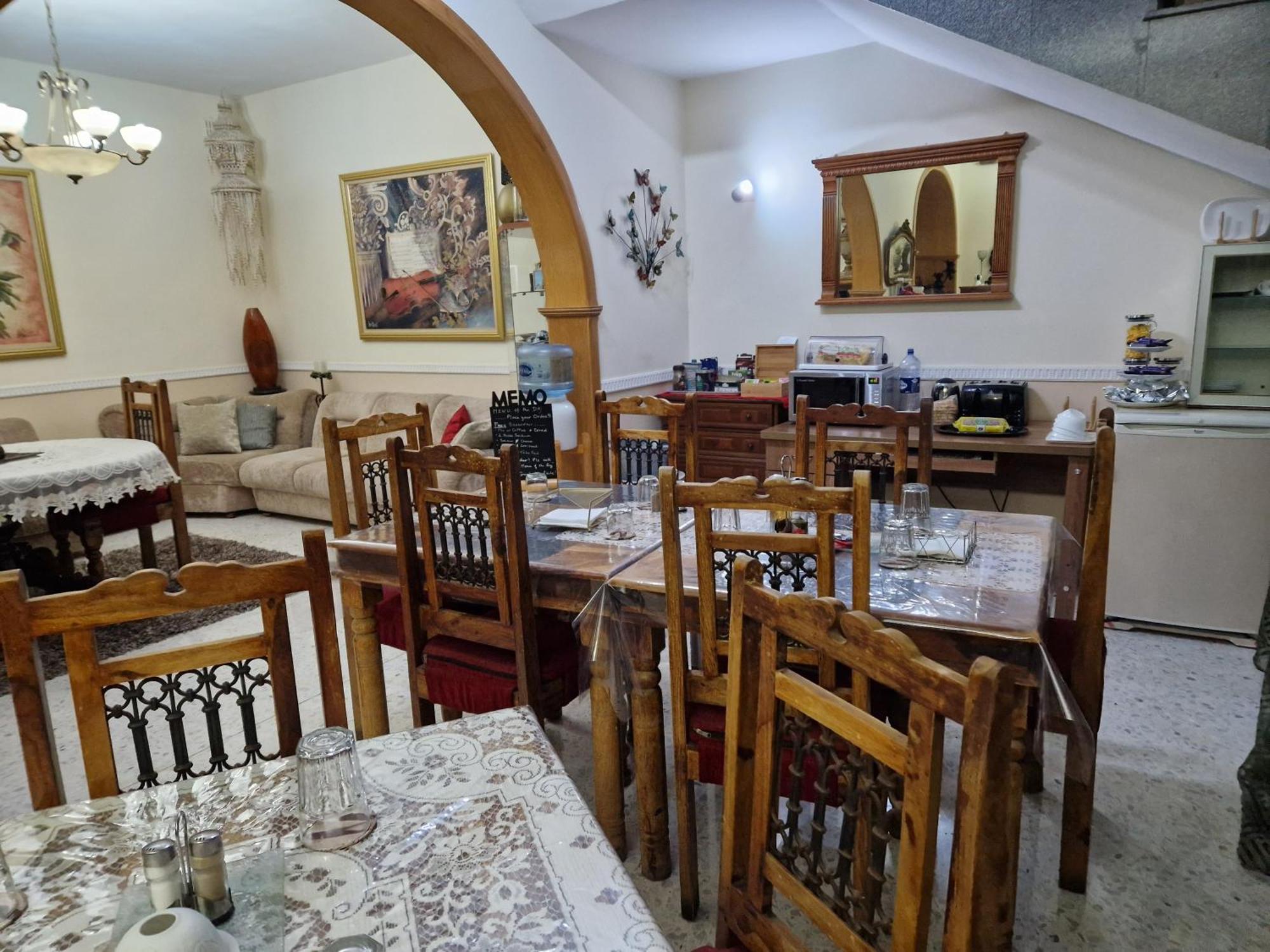 Saracini'S Homestay 阿塔德 外观 照片