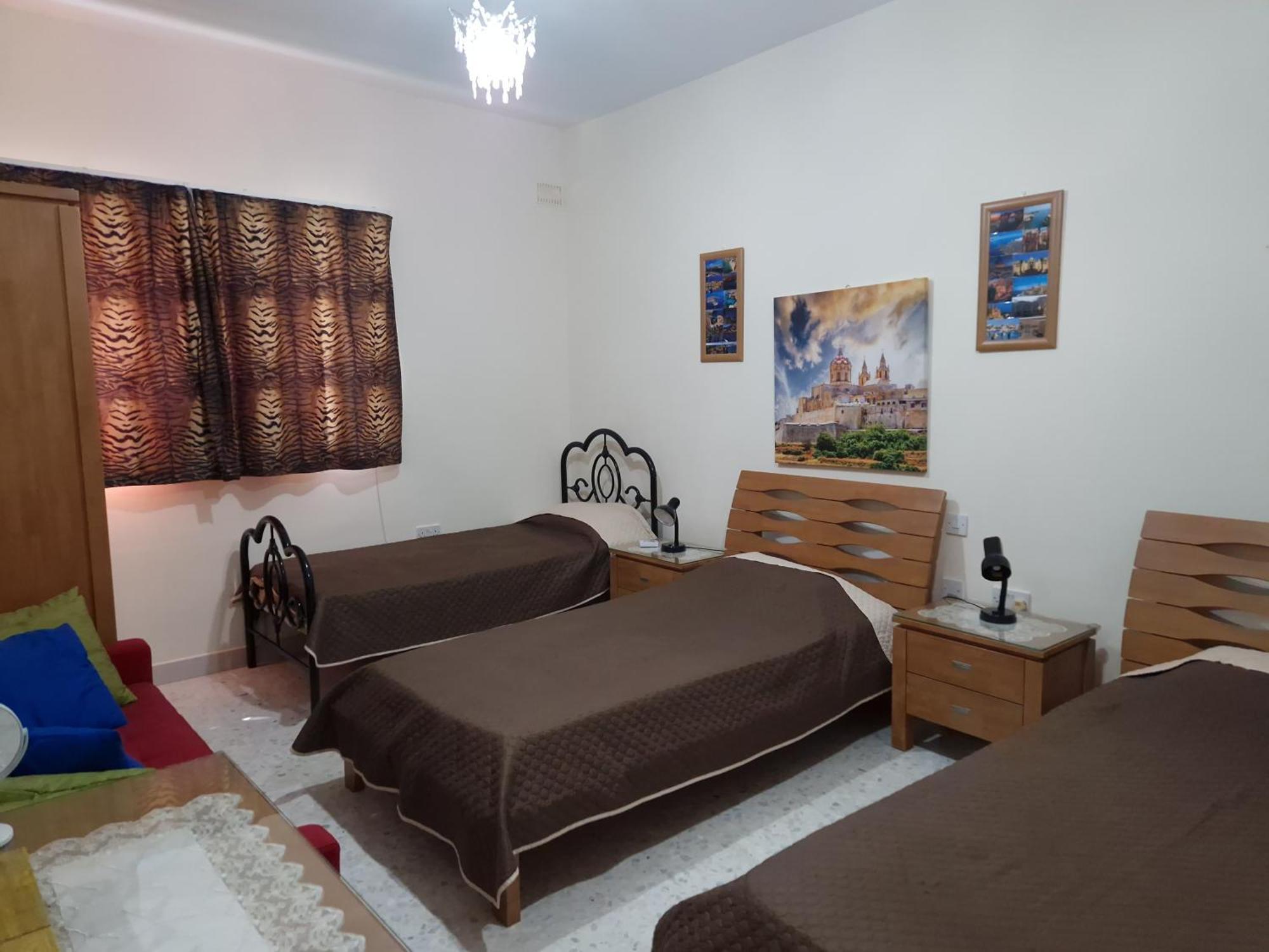 Saracini'S Homestay 阿塔德 外观 照片