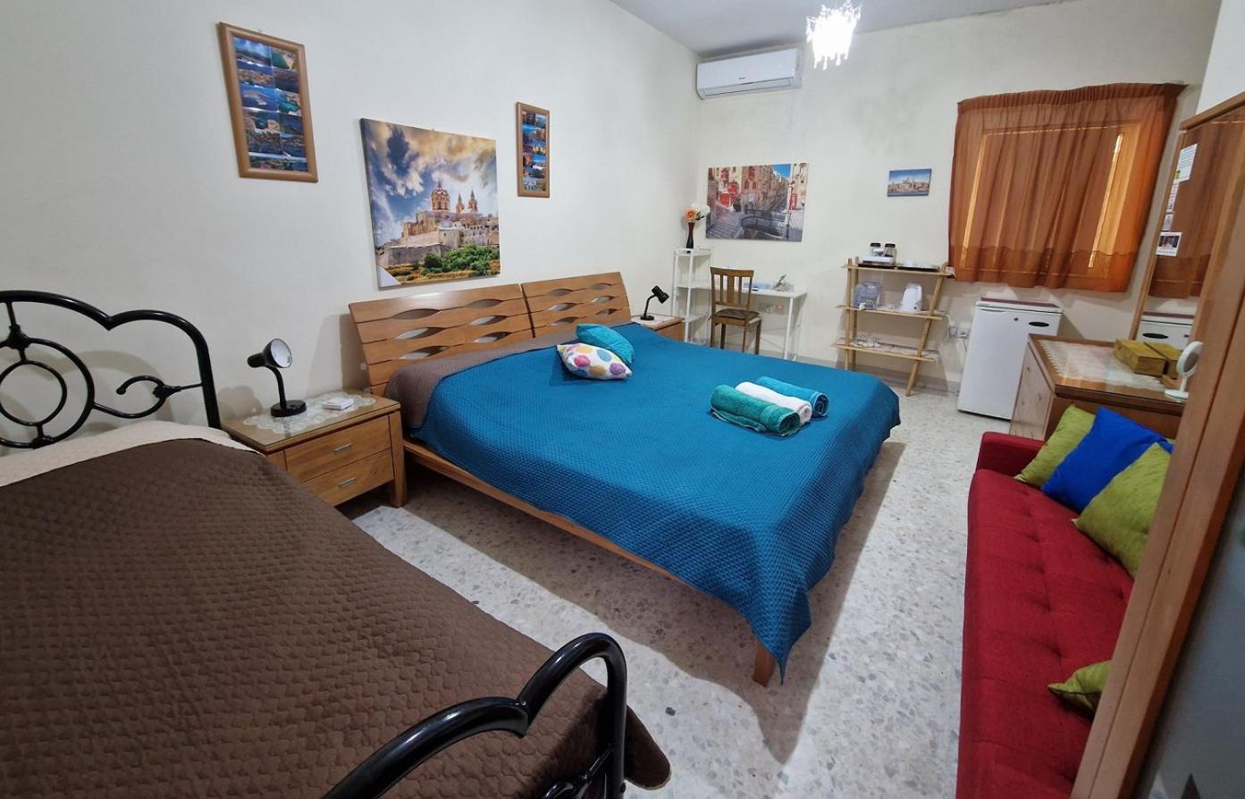 Saracini'S Homestay 阿塔德 外观 照片