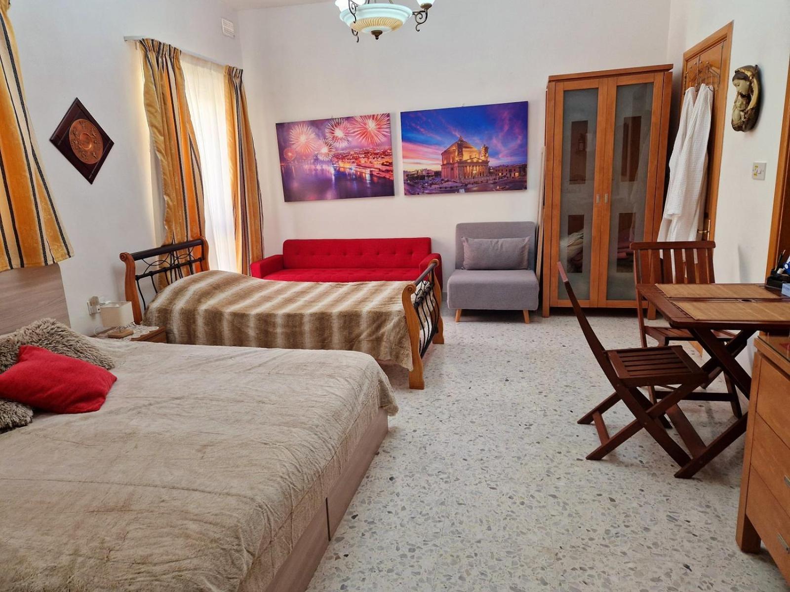 Saracini'S Homestay 阿塔德 外观 照片
